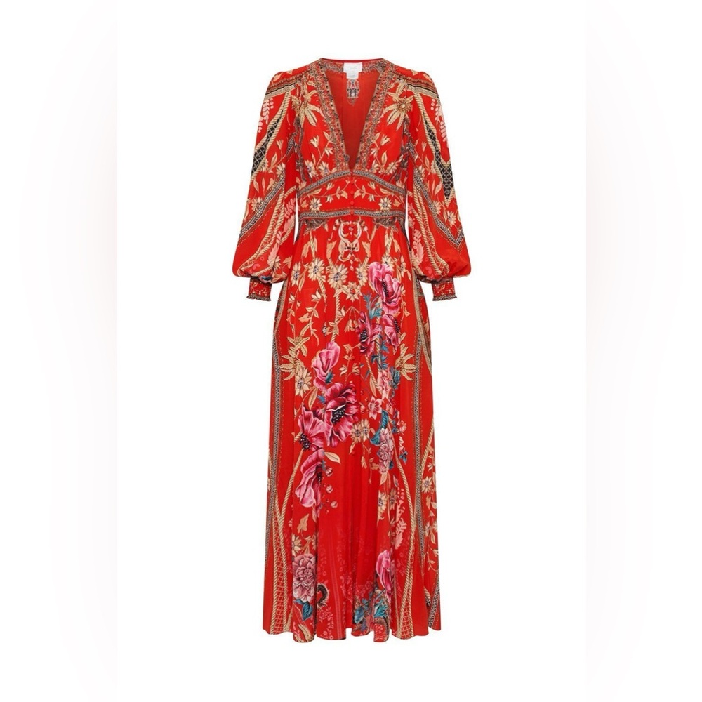 Button Dress With Shaped
Waistband
And The Queen Wore Red